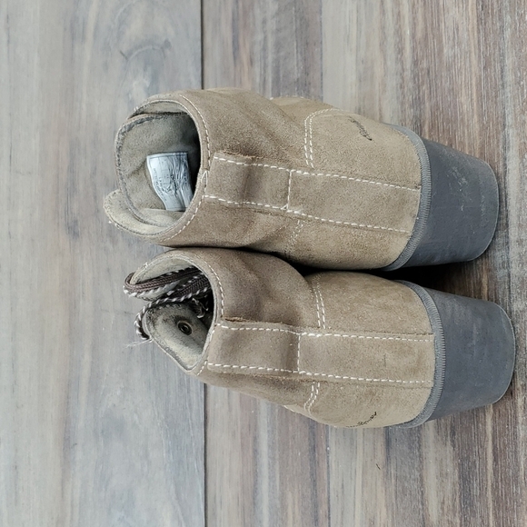Eddie Bauer Women Suede Wedge Booties Shoes sz 8.5 - Picture 5 of 15